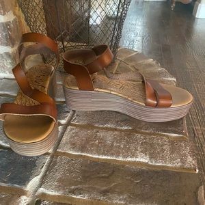 Blowfish Malibu brown leather Sz 10 sandals